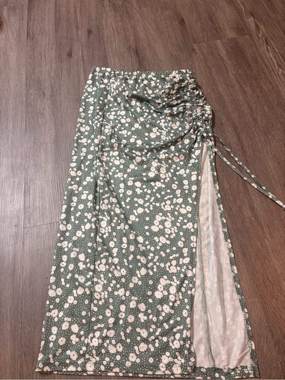 SHEIN Green Floral Ruched Side-Slit Maxi Skirt